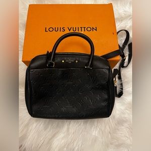 Stunning well sought after empriente bag …classic